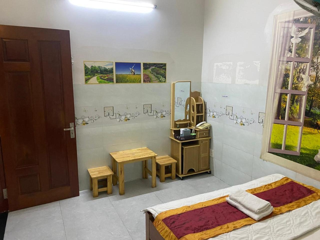 Hotel Khach San Nguyen Trung Ho Či Minovo Město Exteriér fotografie